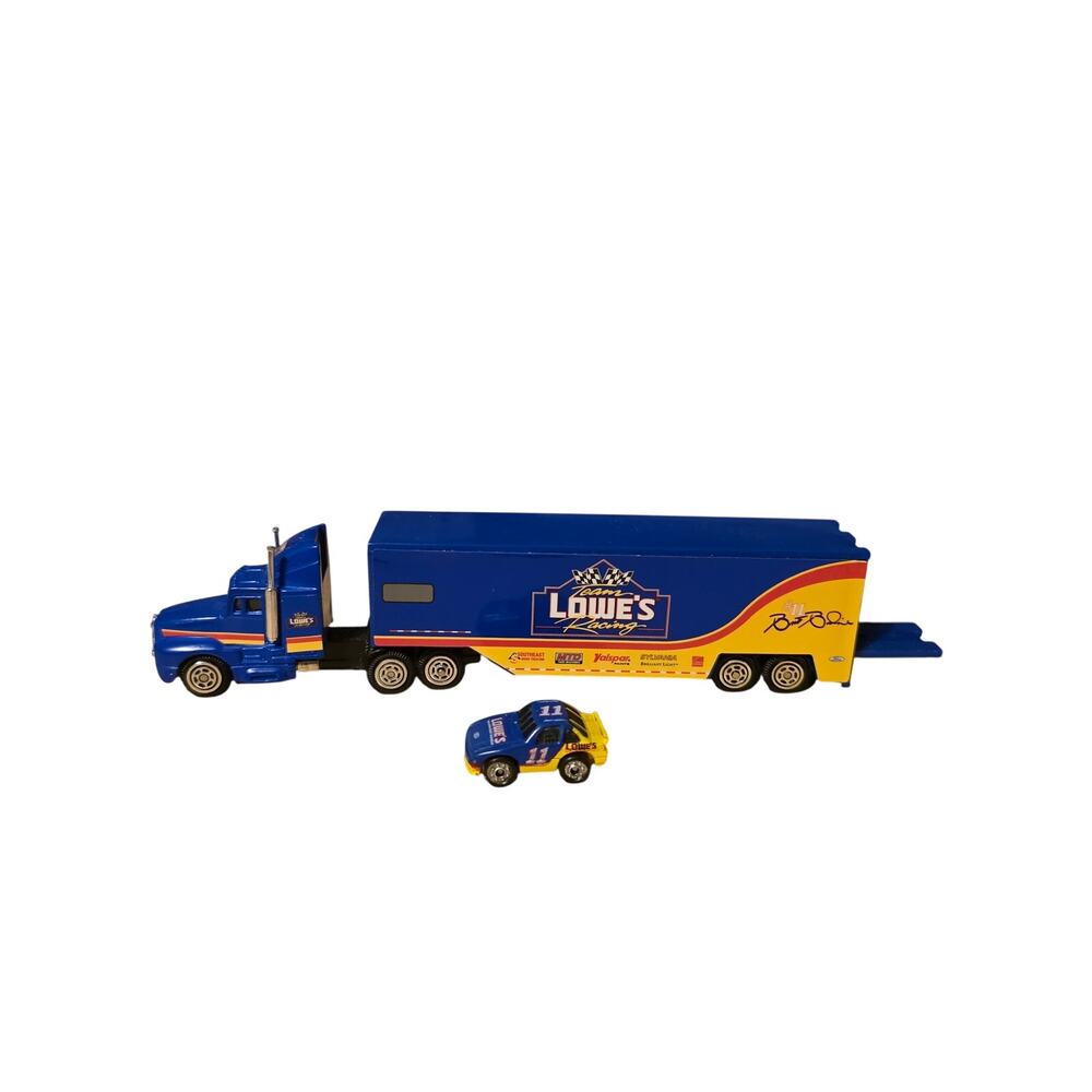 Brett Bodine #11 Lowe's Racing Transporter Hauler & Car Racing Champions NASCAR